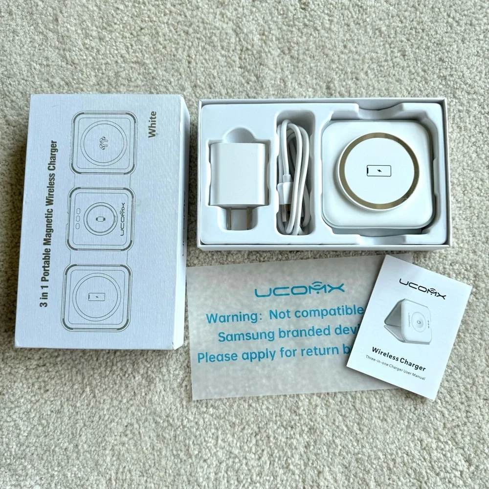 3 in 1 Portable Magnetic Wireless Charger Apple Charging Station Watch IPhone
